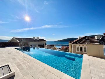 -------------------------------------------------------------------------------12386--28-_1067x800