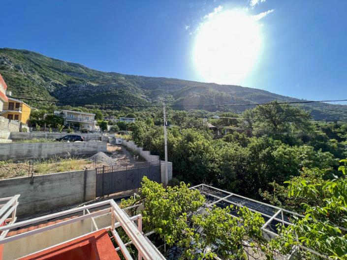 Image No.3-Maison de 4 chambres à vendre à Bar