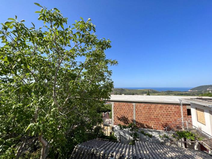 Image No.2-Maison de 4 chambres à vendre à Bar