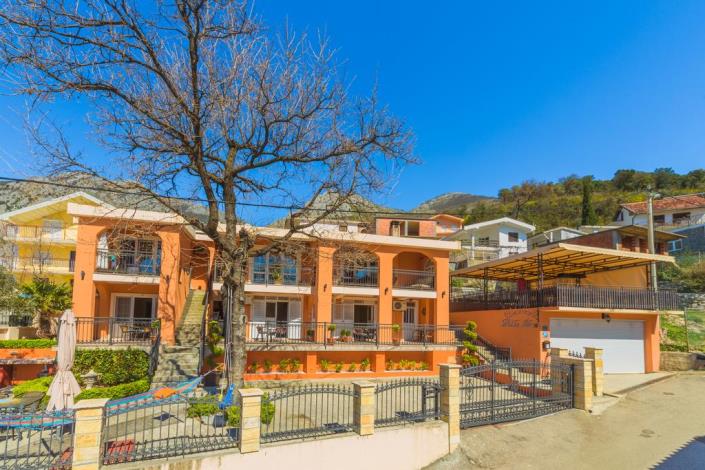 Image No.2-House for sale