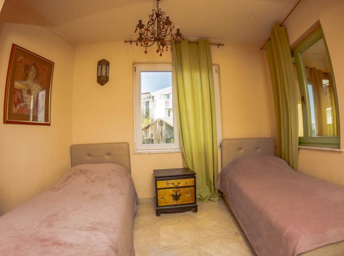 Image No.31-6 Bed Villa for sale