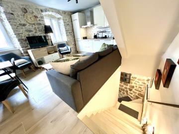 Recently-renovated-one-bedroom-apartment-in-the-Old-town-of-Kotor--13492--12-_1024x768