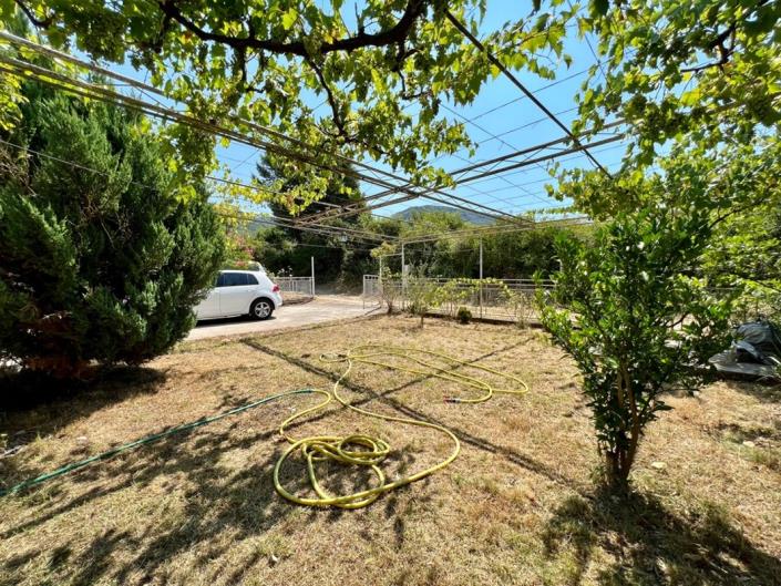 Image No.10-5 Bed House for sale