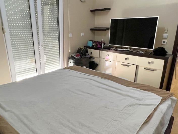 Image No.11-3 Bed Apartment for sale