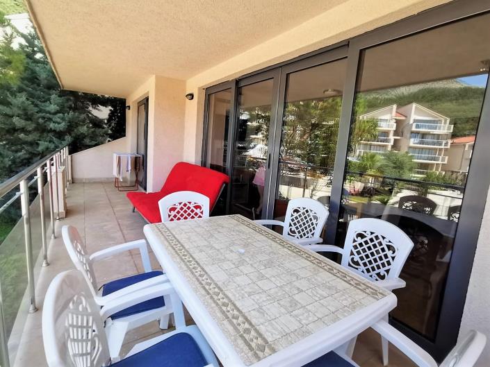 Image No.2-Appartement de 2 chambres à vendre à Budva