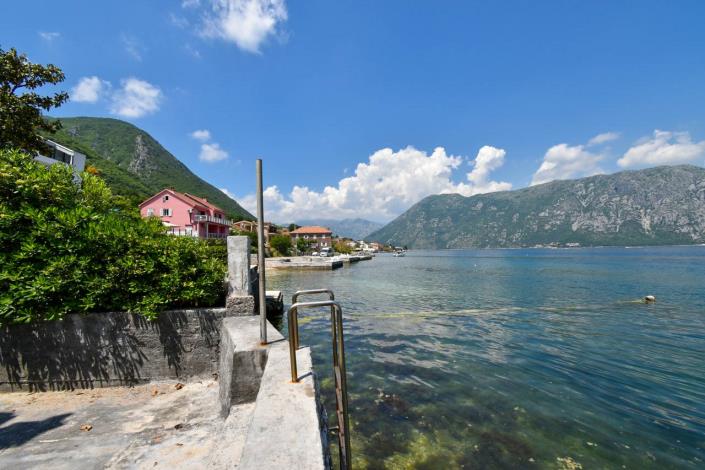 Image No.5-Maison de 3 chambres à vendre à Kotor