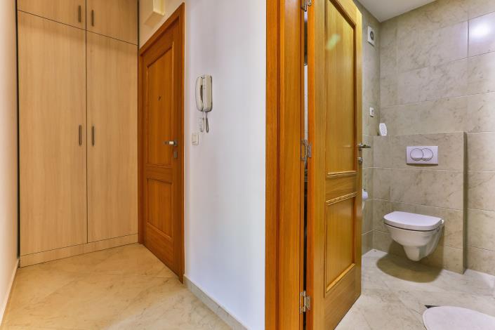 Image No.9-1 Bed Apartment for sale