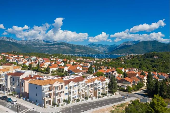 Image No.1-Appartement de 2 chambres à vendre à Tivat
