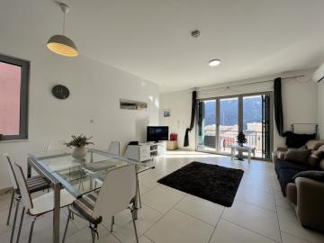 Modern-two-bedroom-apartment-located-in-a-complex-with-shared-pool--Morinj--13538--29-