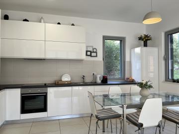 Modern-two-bedroom-apartment-located-in-a-complex-with-shared-pool--Morinj--13538--34-