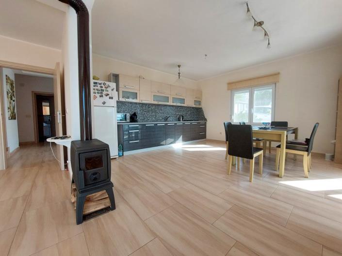 Image No.4-Maison de 6 chambres à vendre à Susanj