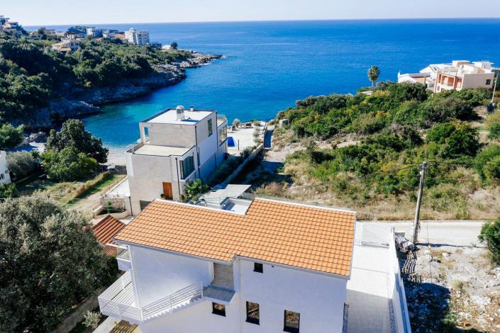 Image No.3-4 Bed Villa for sale