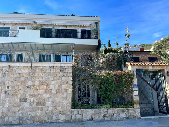 Image No.3-3 Bed Townhouse for sale