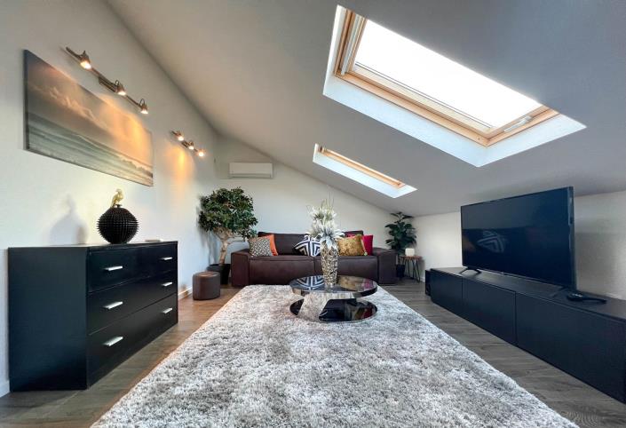 Image No.2-Appartement de 2 chambres à vendre à Dobrota