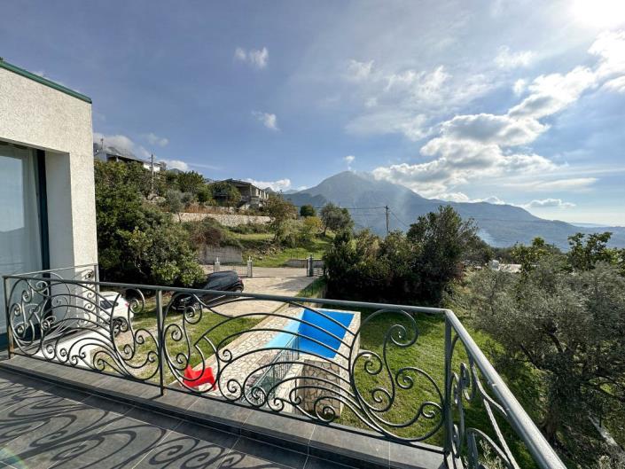 Image No.3-Villa de 4 chambres à vendre à Stari Bar