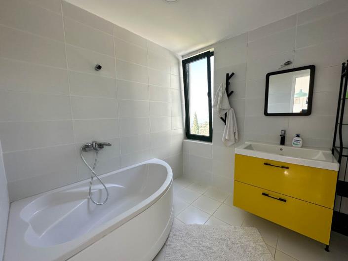 Image No.11-Villa de 4 chambres à vendre à Stari Bar