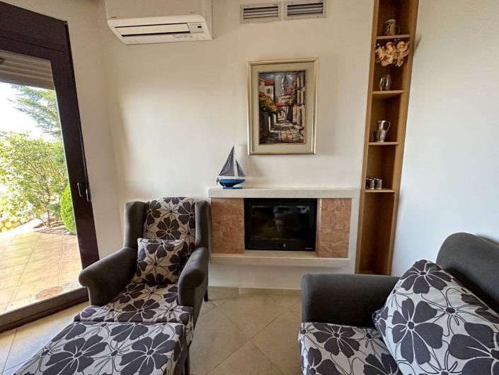 Image No.15-2 Bed Apartment for sale