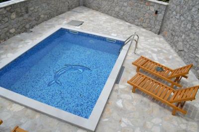 Two-bedroom-stone-house-with-a-pool--Lustica--13545--21-