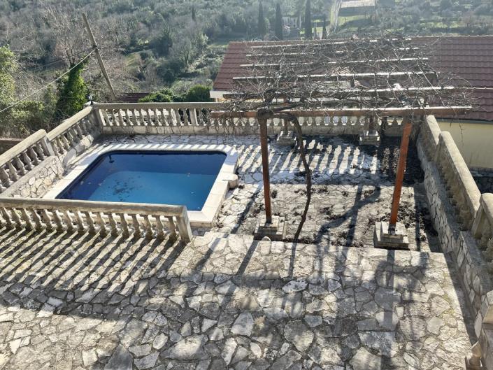 Image No.8-Maison de 5 chambres à vendre à Kotor