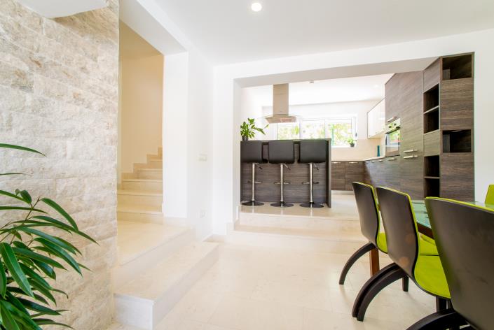 Image No.9-Villa de 6 chambres à vendre à Kotor