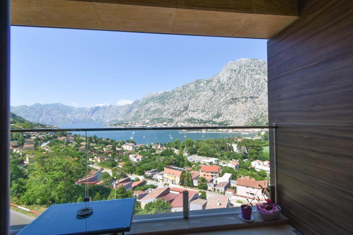 Image No.4-Appartement de 2 chambres à vendre à Kotor