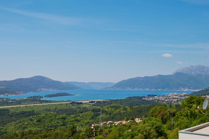 Image No.45-3 Bed Villa for sale