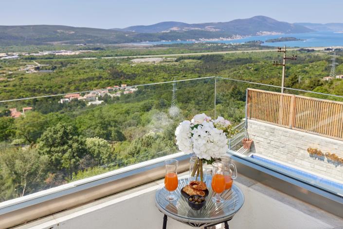 Image No.49-3 Bed Villa for sale