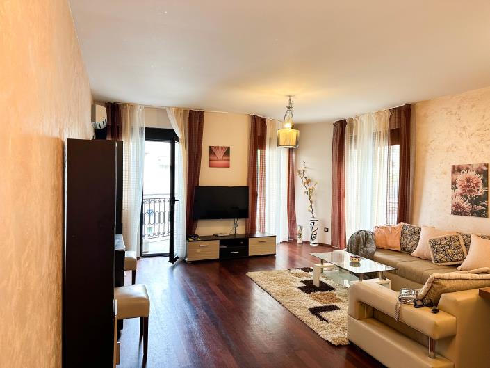 Image No.2-Appartement de 2 chambres à vendre à Dobrota