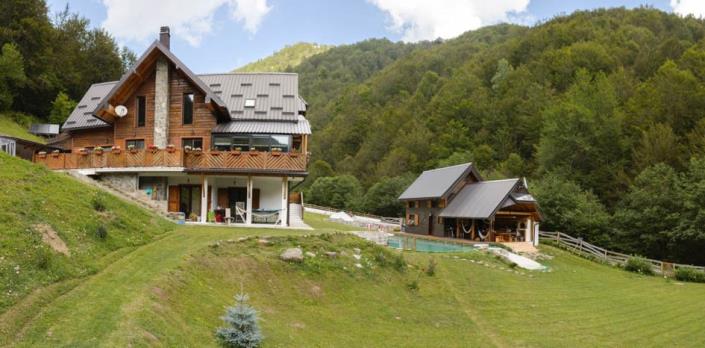 Image No.22-8 Bed Country House for sale