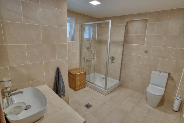 Image No.20-4 Bed House/Villa for sale