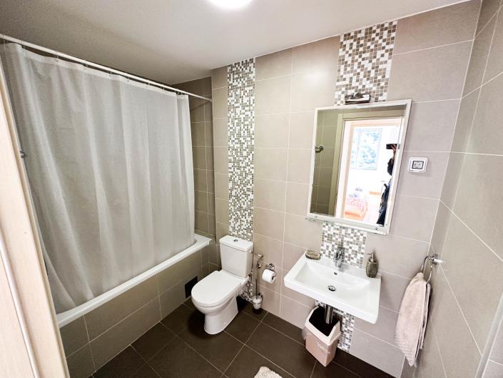 Image No.13-1 Bed Apartment for sale