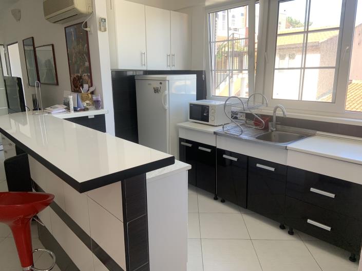 Image No.5-Appartement de 2 chambres à vendre à Sveti Stefan