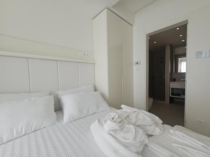 Image No.13-2 Bed Apartment for sale