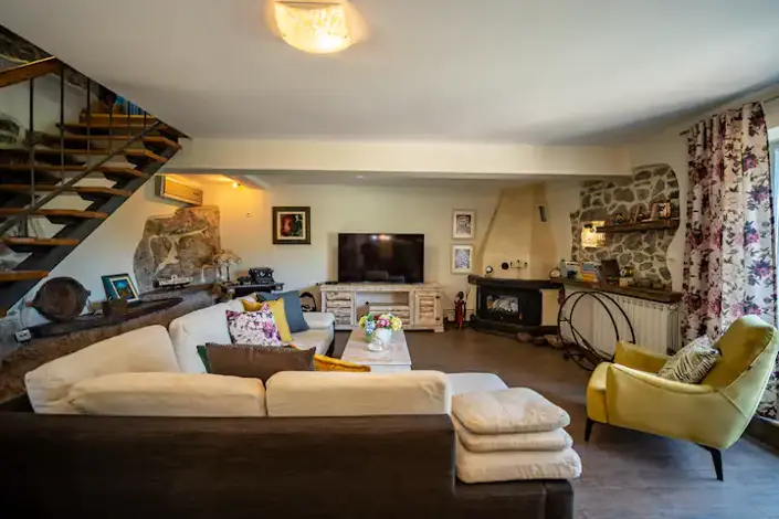 Image No.5-Villa / Détaché de 3 chambres à vendre à Tivat