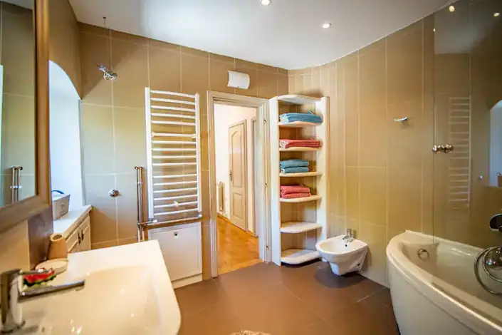 Image No.14-Villa / Détaché de 3 chambres à vendre à Tivat