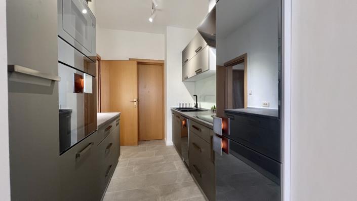 Image No.8-2 Bed Apartment for sale