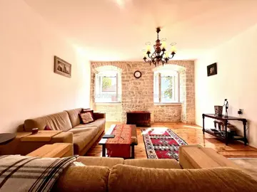 1 - Kotor, Appartement