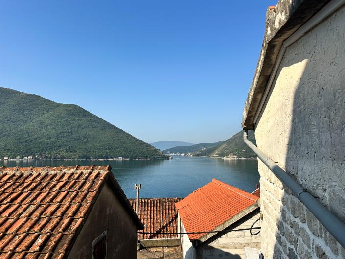 Image No.1-Appartement de 2 chambres à vendre à Perast