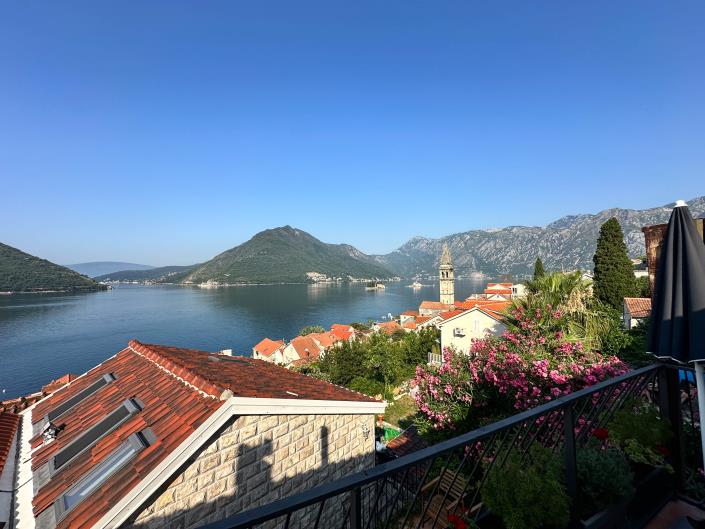 Image No.3-Appartement de 2 chambres à vendre à Perast