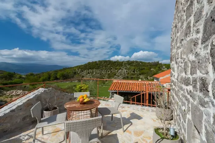 Image No.2-3 Bed House for sale