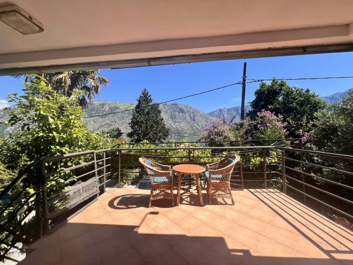 Image No.4-Maison de 3 chambres à vendre à Kotor