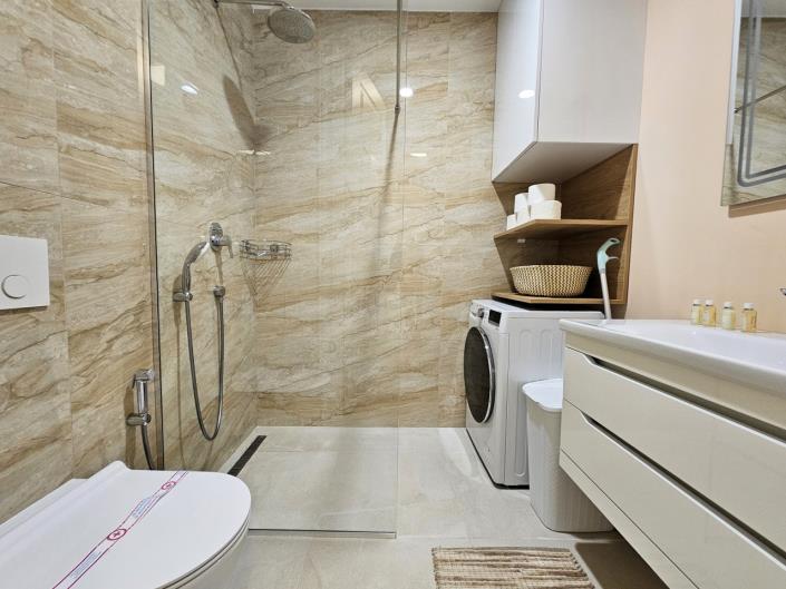 Image No.10-2 Bed Apartment for sale