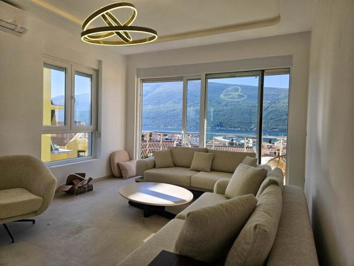 Image No.13-Appartement de 2 chambres à vendre à Kumbor