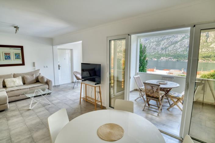 Image No.9-Villa de 6 chambres à vendre à Prcanj