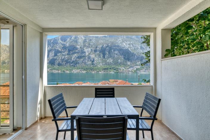 Image No.24-Villa de 6 chambres à vendre à Prcanj