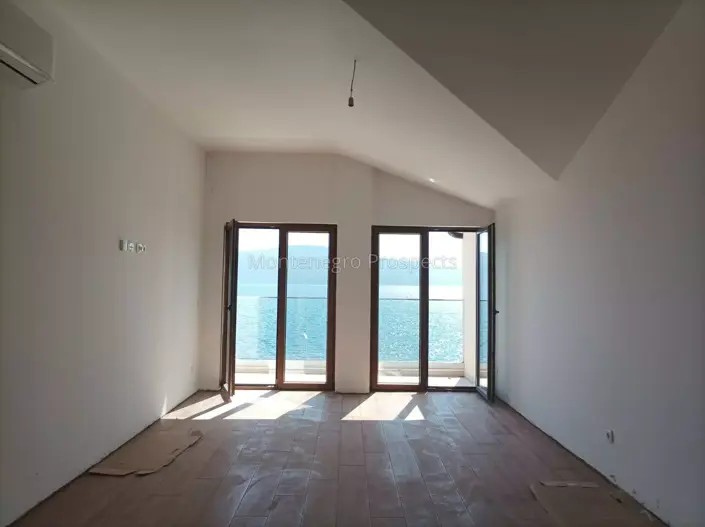 Image No.6-Appartement de 3 chambres à vendre à Donja Lastva