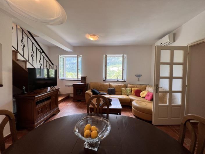 Image No.9-Villa de 3 chambres à vendre à Kotor