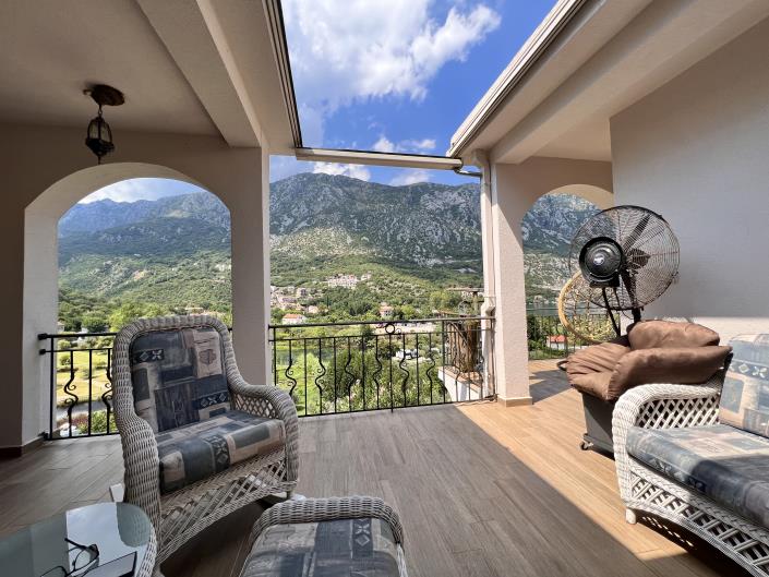 Image No.12-Villa de 3 chambres à vendre à Kotor