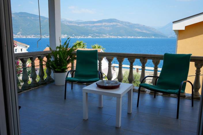 Image No.2-Appartement de 2 chambres à vendre à Tivat