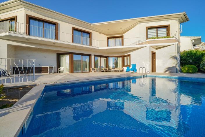 Image No.7-Villa de 4 chambres à vendre à Tivat